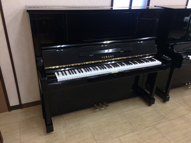 YAMAHA UX3