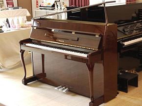 YAMAHA L102