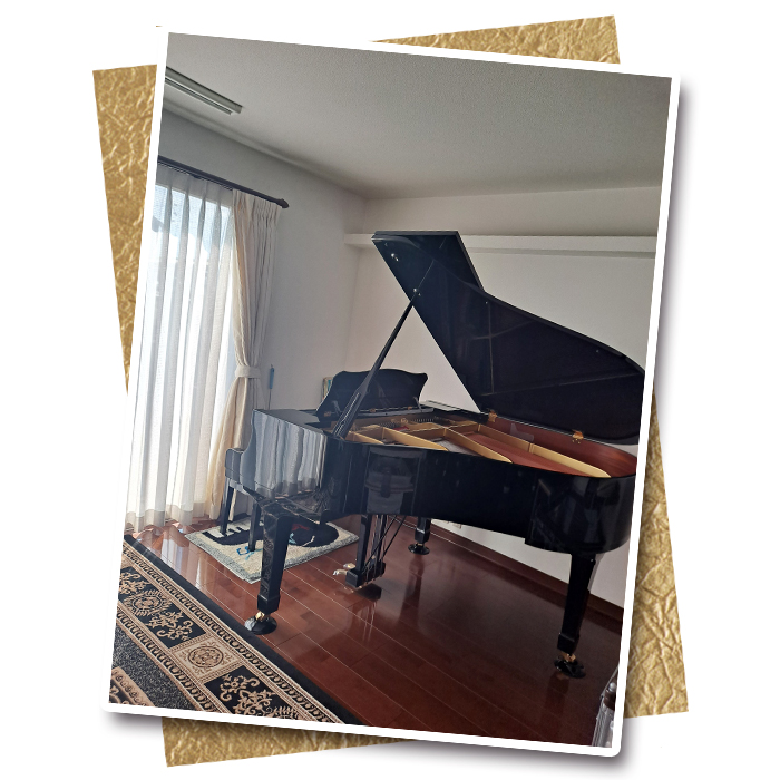 「弾いてすぐビビビッときました。」