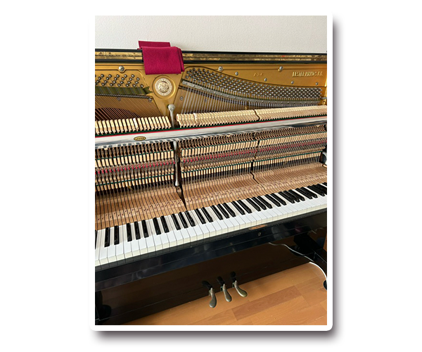 「レスターL3C（アップライトピアノ）のクリーニング」